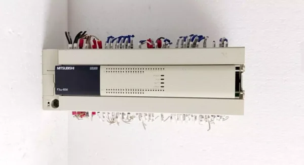 MITSUBISHI FX3U-80MTES-A PROGRAMMABLE CONTROLLER 100-240 V AC