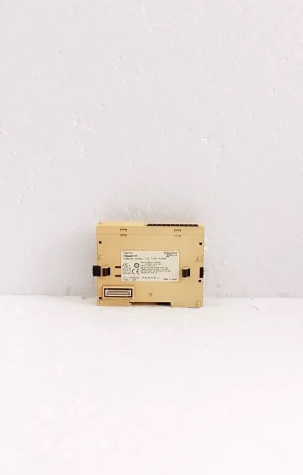 Schneider Twdam01Ht Analog Output Module