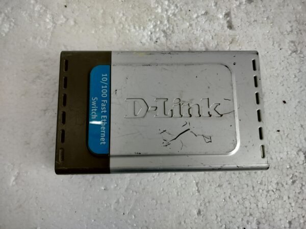 D-link Des-1008D 8 Port Fast Ethernet Switch