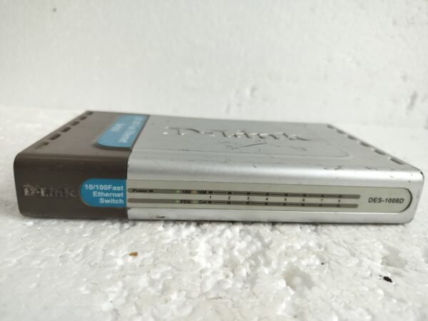 D-link Des-1008D 8 Port Fast Ethernet Switch